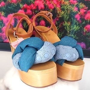 Womens Sam & Libby Cassandra Puffy Platform Sandal